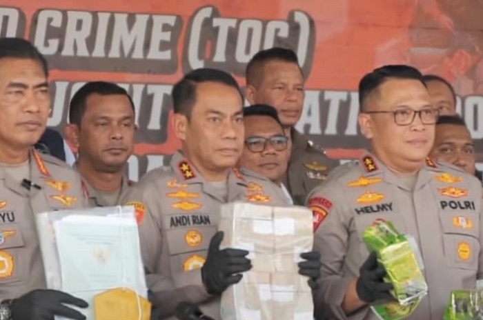 Bareskrim Polri Sita Uang Rp1,2 di BSD Tangerang Terkait Jaringan Narkotika Internasional. (Instagram.com/@spripimpoldakalsel)  